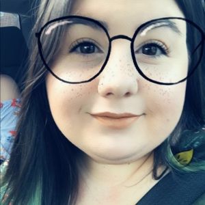 Meet your Posher, Mackenzie